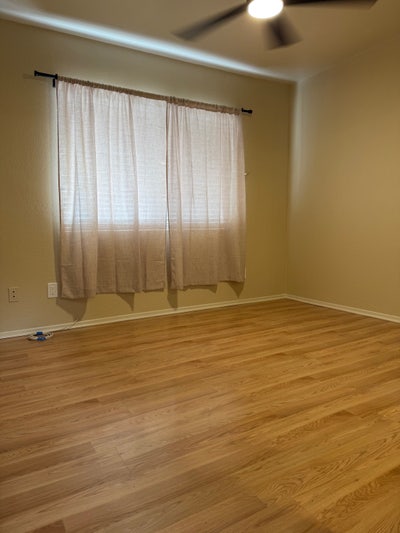  Back House Main Photo