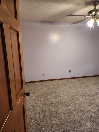$850/mo Remodeled Room -Quiet House -Small Pets OK Main Photo