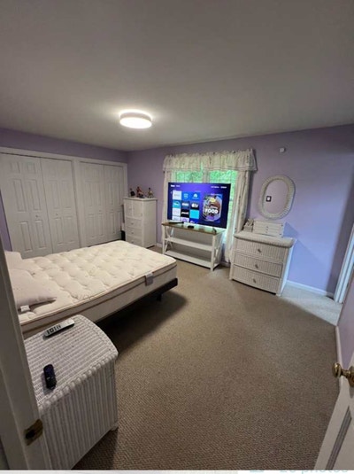 Master BedRoom w/ Private Bath – Clean & Quiet Main Photo