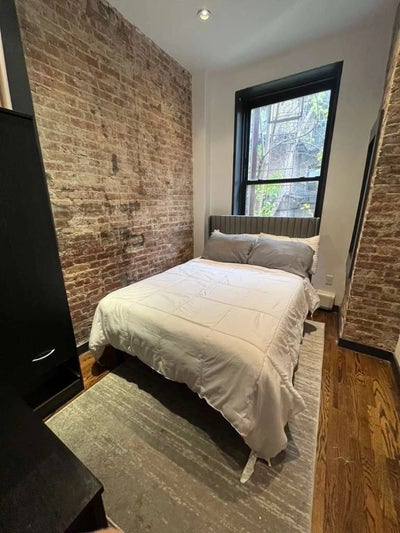 A home worth coming back to on the Upper East Side Main Photo