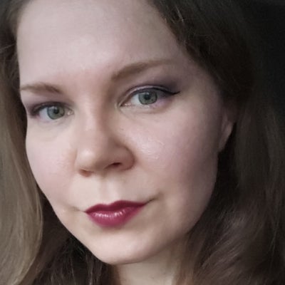 looking for a quiet room in a stable household  Main Photo