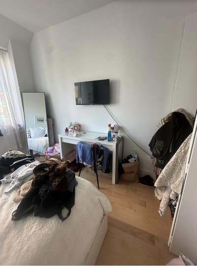 Large room available in FiDi for May 1st Main Photo