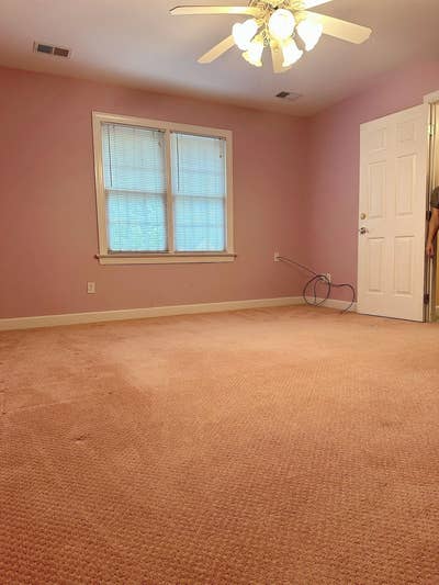 4 Room House (Shared Apartment) Main Photo