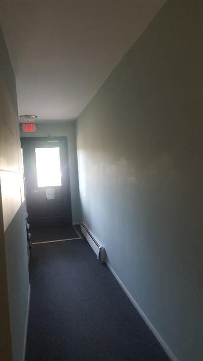 HeatHot WaterGasParking  included in Rent. Main Photo