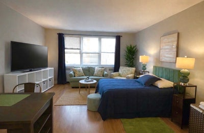 Spacious Private Room in Midtown Hoboken!  Main Photo
