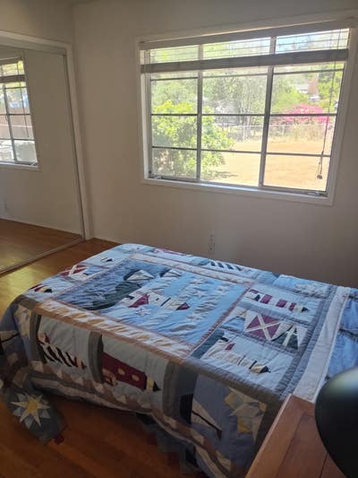 Room available in a good neighborhood in Vista on  Main Photo