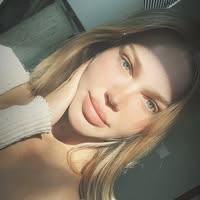 Female student looking for Venice room now Main Photo