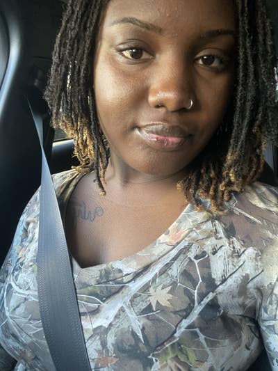 Female student looking for a room in Pomona Main Photo