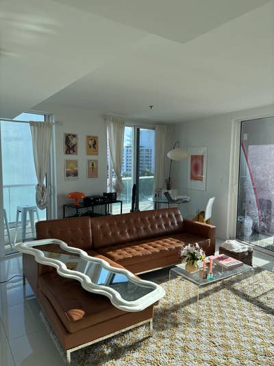 Penthouse Room w/Ocean Views Main Photo