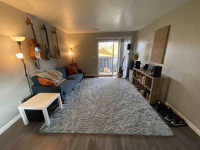 Quiet Corner Unit Great Light Main Photo