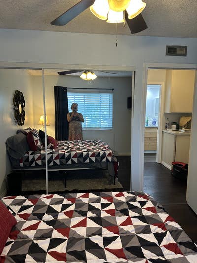 Calm, Peaceful, Friendly Home Main Photo