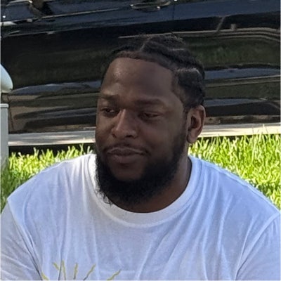 Room wanted in Bronx, NY Main Photo