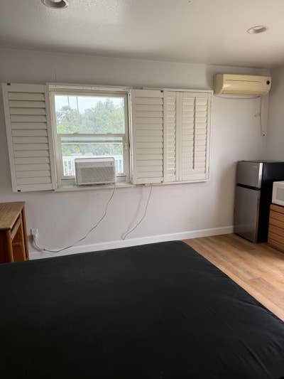 Private Room in a House for Rent Main Photo