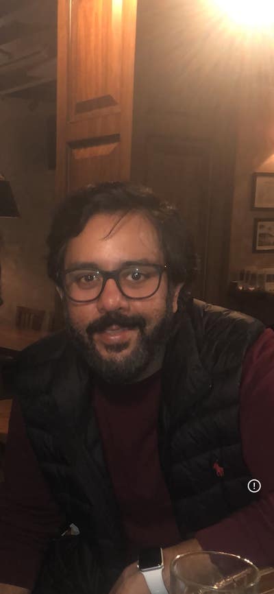 Professional Male seeks a small or large room Main Photo