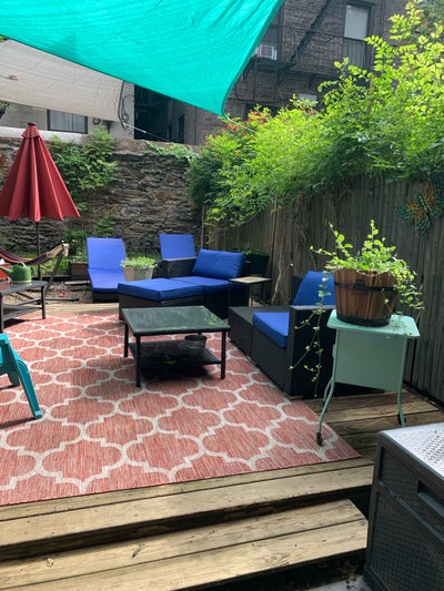 Great location. Private room and bathroom  Main Photo