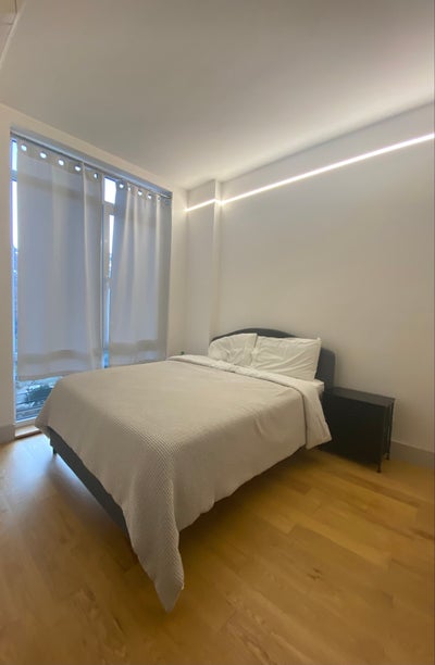 A nice bright furnished room in Mott Haven Main Photo