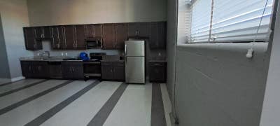 Wythe Apts 1BR Unique Space Large Kitchen Quiet *P Main Photo