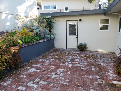 Studio with full bath & private entrance; $mo Main Photo