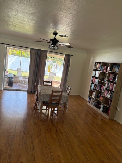 Room for rent  Main Photo