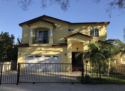 Large Private Master with Parking in Culver City Main Photo