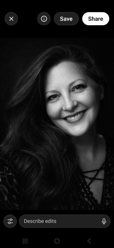 Retired woman looking for a room in LA Main Photo