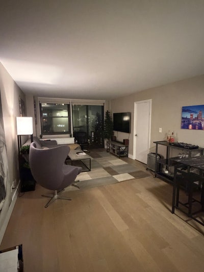 Room for Rent Main Photo