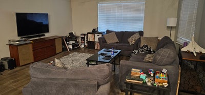 Room For Rent Main Photo