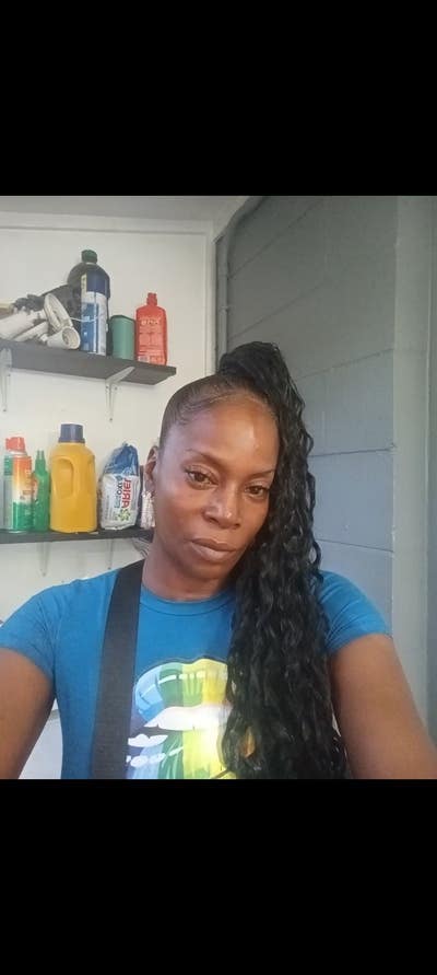 Room wanted in Tampa Main Photo