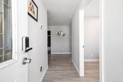 MoveIn Ready Home in Houston's South Side | All Ut Main Photo
