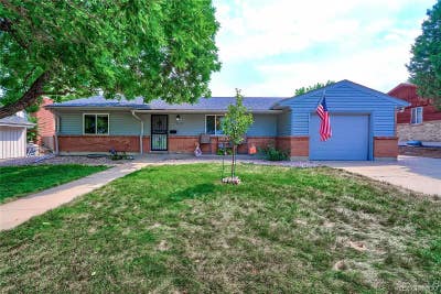 Room in a large shared homegreat neighborhoodfrie Main Photo