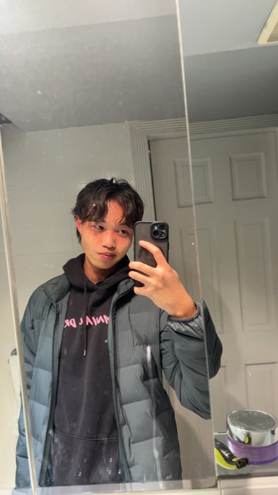 Room/Roommate in Manhattan May ($2k) Main Photo