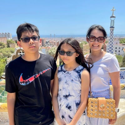 Woman looking for a room in Seal Beach now Main Photo