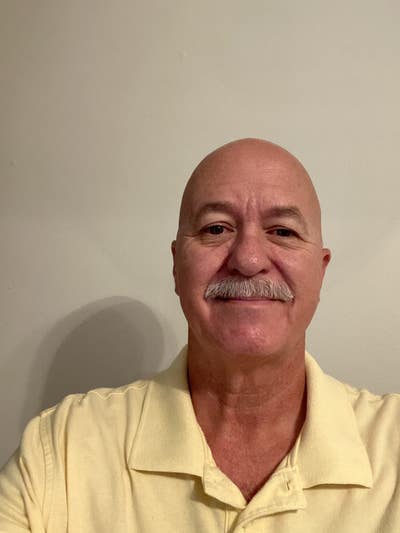 61 year old male looking for a room now Main Photo