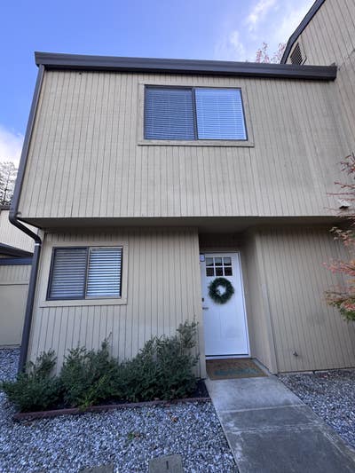 Extra unused room  Main Photo