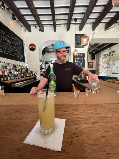 Room wanted in Detroit Main Photo