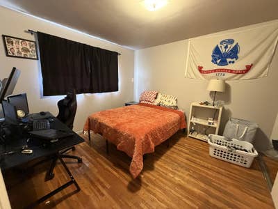 Spacious Pasadena Townhouse: 2 ppl total (incl. me Main Photo