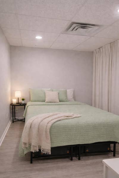  $144–$week | No MoveIn Fee | Utilities Included | Main Photo