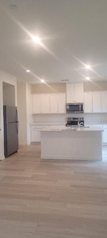 Cozy 1BR Room for rent in a house in Stockton | A Main Photo