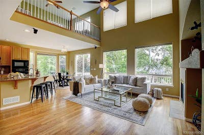 Room in a large shared homegreat neighborhoodfrie Main Photo