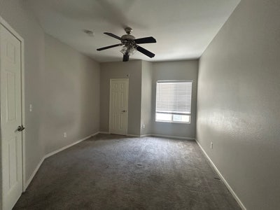 Roommate wanted within the month Main Photo