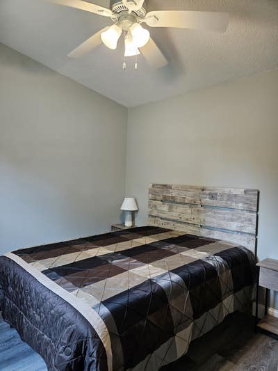 Studio for rent Main Photo