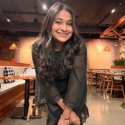 Female looking for a room in Santa Clarita Main Photo