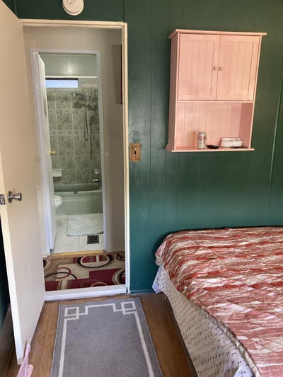 Private Room & Bath for Rent – Safe South Bay Comm Main Photo