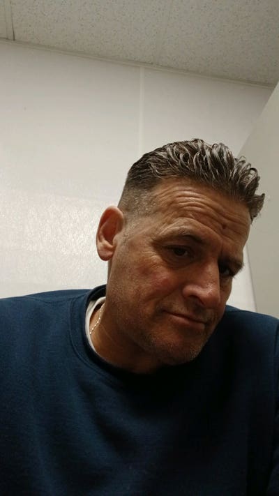 Room wanted in 19320 Main Photo