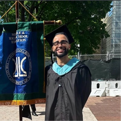 Professional Male seeks a small or large room Main Photo