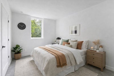 Deluxe Room - Capitol Property Main Photo