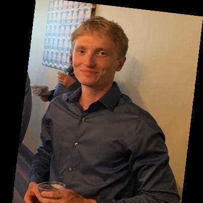 Looking for room w my cat  Main Photo