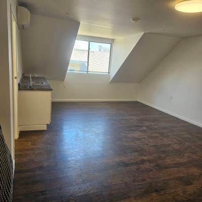 Studio in downtown San Jose Main Photo