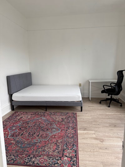 Sun-Drenched room in the heart of Mission Main Photo