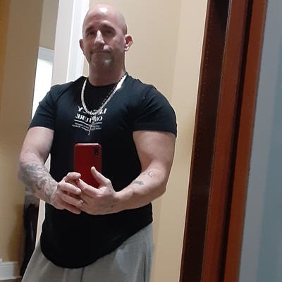 Room wanted in 33060 Main Photo